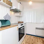 Дом отдыха 4 Person In *