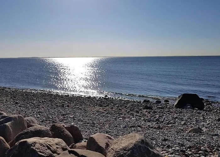 4 Person In * Martofte